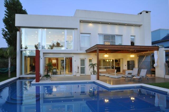 Casa RC - Campos de Álvarez - 2012